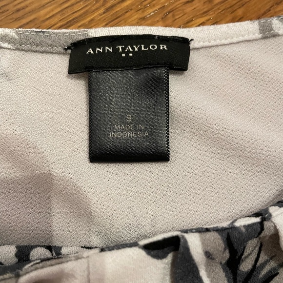 Ann Taylor Top - Picture 3 of 4